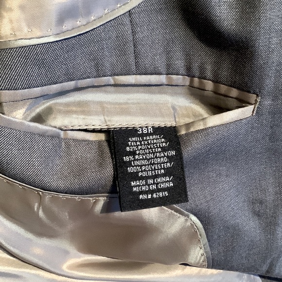 J Ferrar suit - Picture 3 of 9